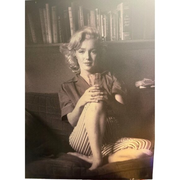 Marilyn Monroe Digital Unframed Black Vinyl Print, Old Hollywood Poster Sku 2541 - Picture 1 of 3